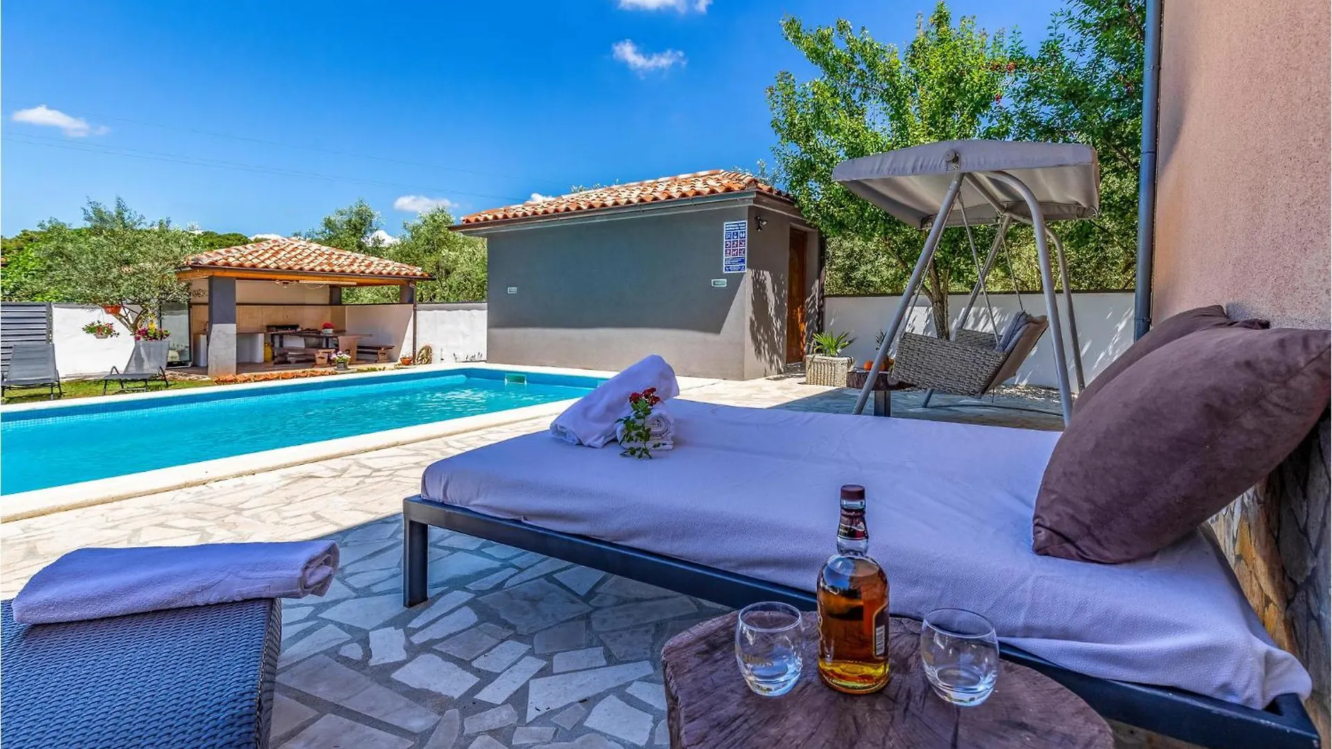 Amazing Apartment In Pula With Wifi קרואטיה